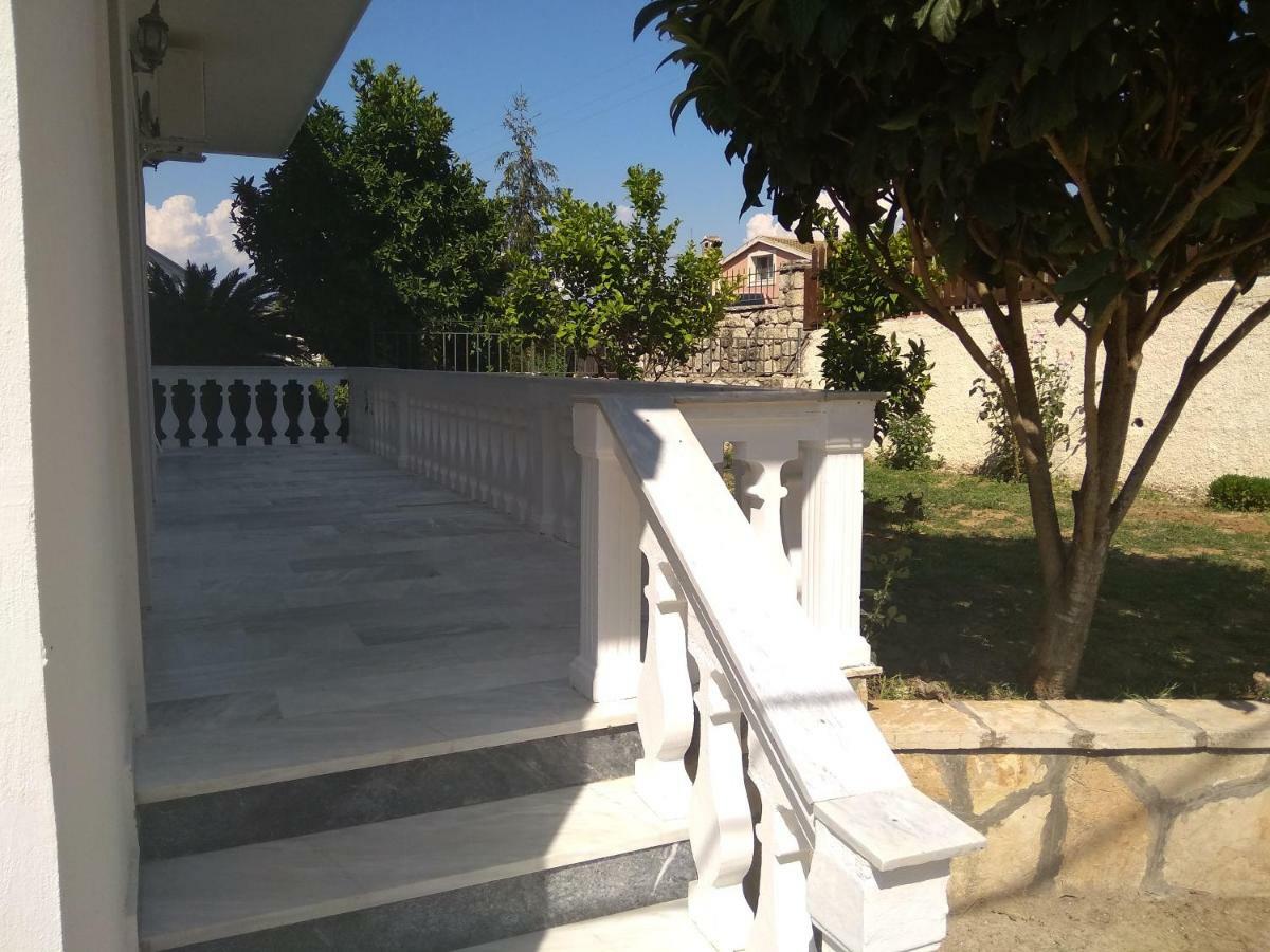 Вілла Despina House Ermones Vatos Екстер'єр фото